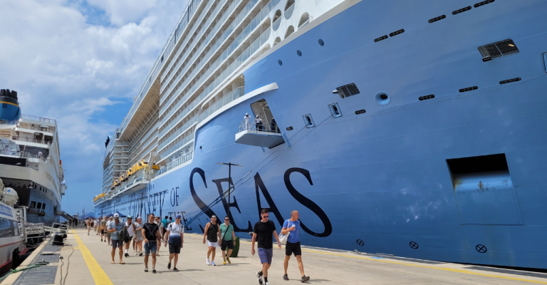 Odyssey of the Seas 3693 yolcu ile Bodrum’da