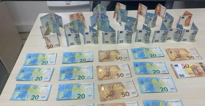 Marmaris’te sahte dövizle harcama yapan 2 turiste gözaltı