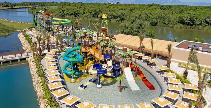 Titanic Deluxe Golf Belek sömestr için hazır