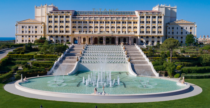 Ünlü voleybol takımları Titanic Mardan Palace’ta