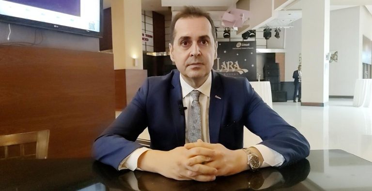 Rıza Perçin: “Antalya’da 16 Milyon Üzerinde Turist Hedefliyoruz”