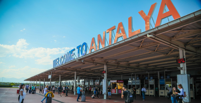 Antalya’ya 3 ayda 797 bin 920 turist