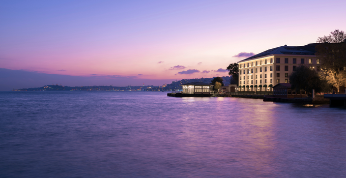 Shangri-La Bosphorus En İyi Oteller oylama listesinde