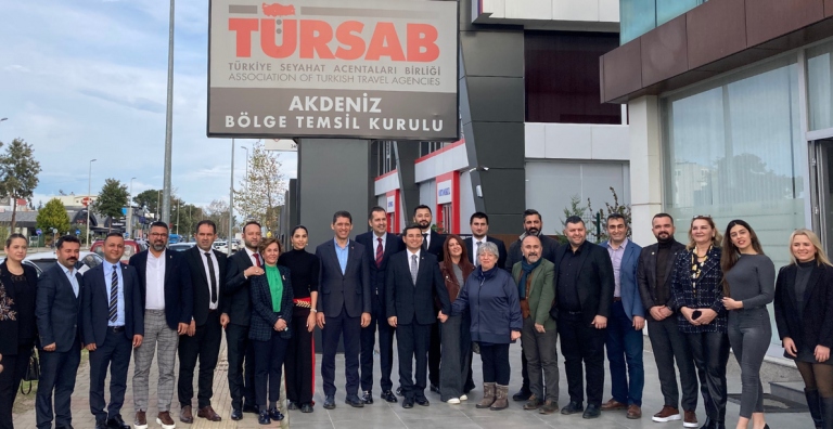 HAKAN TÜTÜNCÜ TÜRSAB AKDENİZ BTK’YI ZİYARET ETTİ