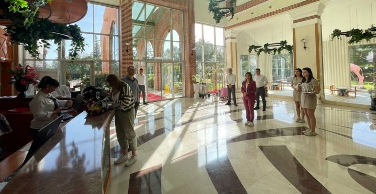 SELECTUM HOTELS & RESORTS SEZONA HAZIR