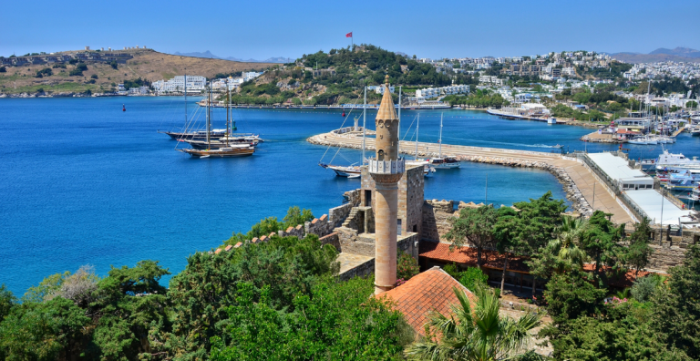 BODRUM TURİZM SEKTÖRÜ 30 BİN KİŞİYİ İSTİHDAM EDİYOR