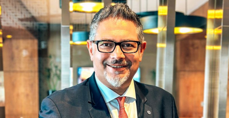 UĞUR TALAYHAN ROTANA HOTEL MANAGEMENT’TA