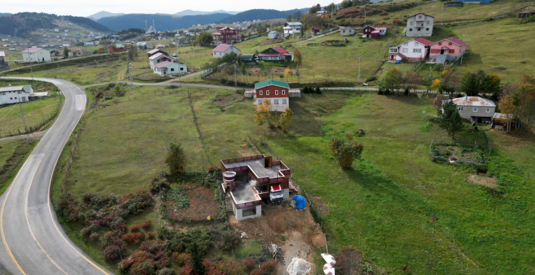 YAYLADA ‘BETONKONDU KAMYON’LA TURİZM