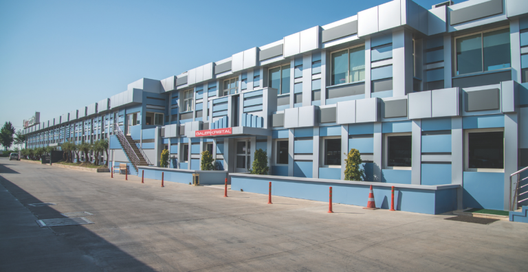 GALERİ KRİSTAL, HİZMET İHRACATINDA İLK 3’TE