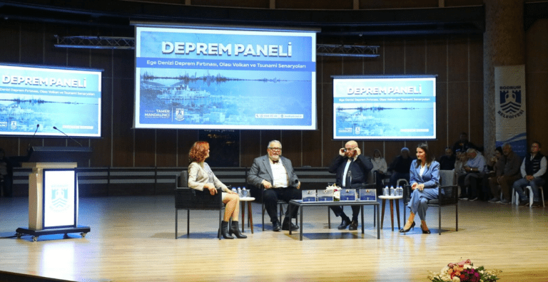 “SANTORİNİ ADASI ÇEVRESİNDEKİ DEPREMLERDE AZALMA OLDU”