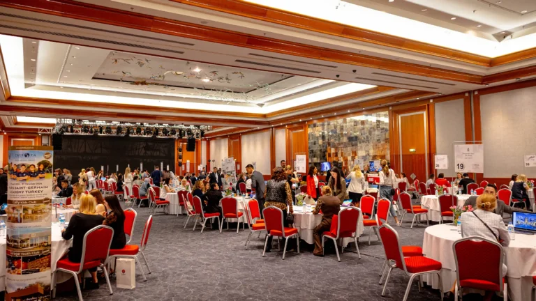 LÜKS TURİZMİN TEMSİLCİLERİ GLORIA HOTELS & RESORTS’TA