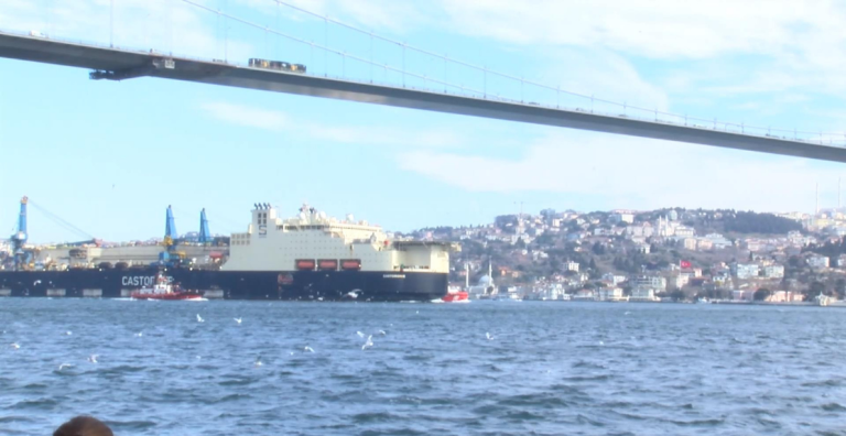 CASTORONE İSTANBUL BOĞAZI’NDAN GEÇTİ