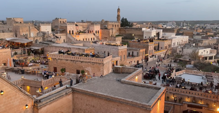 MARDİN TURİZMİNE DİZİ BEREKETİ