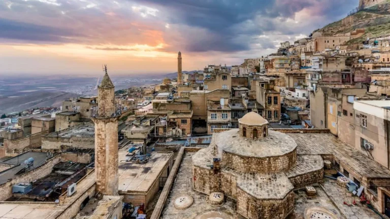 Mardin’e Turist Akını Otellerde Doluluk Yüzde 100’e Ulaştı