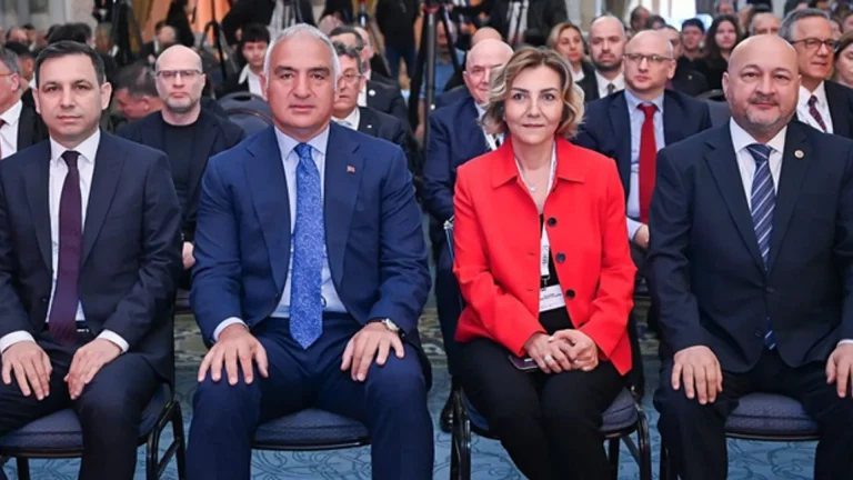 TÜROB BAŞKANI YENİDEN MÜBERRA ERESİN OLDU