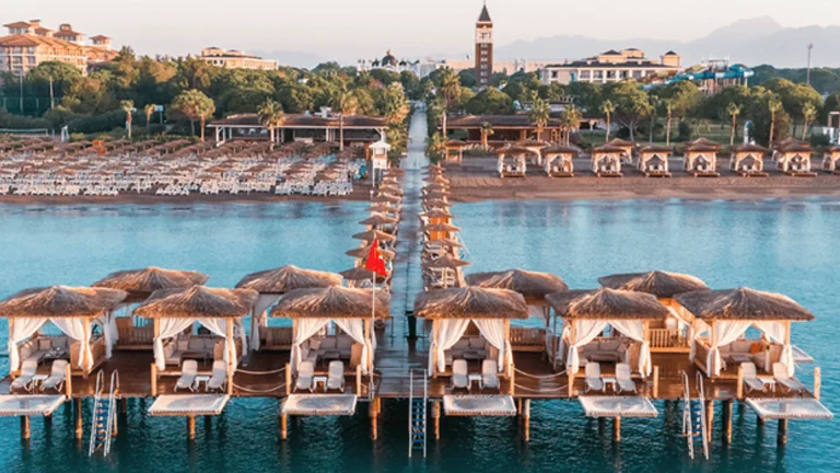 DUCALE LARA, “THE SPIRIT OF LUXURY” SLOGANIYLA KAPILARINI AÇTI