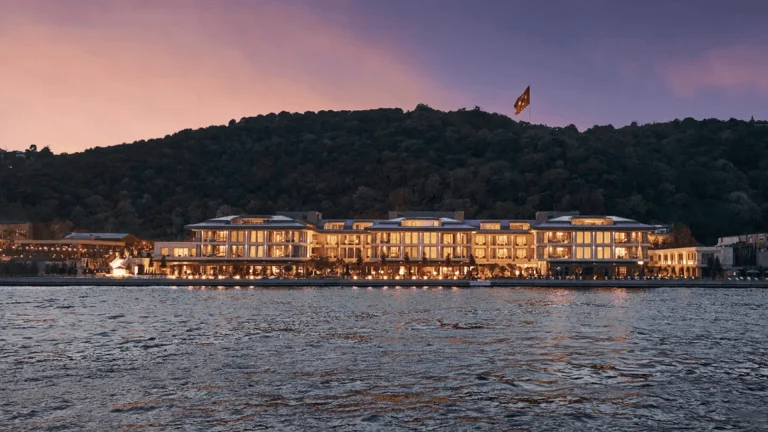 İSTANBUL BOĞAZI’NDAKİ ÜNLÜ OTELLERE YIKIM KARARI