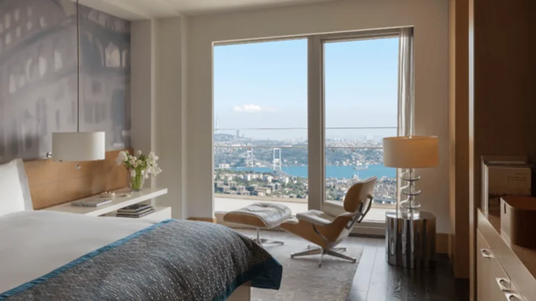 RAFFLES İSTANBUL ZORLU CENTER DÜNYANIN EN İYİ 100 OTELİ LİSTESİNDE 2. SIRAYA YERLEŞTİ