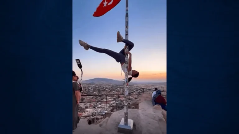 KAPADOKYA’DA BAYRAK DİREĞİNDE DANSA SORUŞTURMA