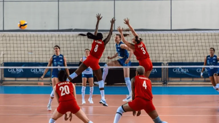 FİLENİN SULTANLARI DÜNYA ŞAMPİYONASI’NA GLORIA SPORTS ARENA’DA HAZIRLANDI