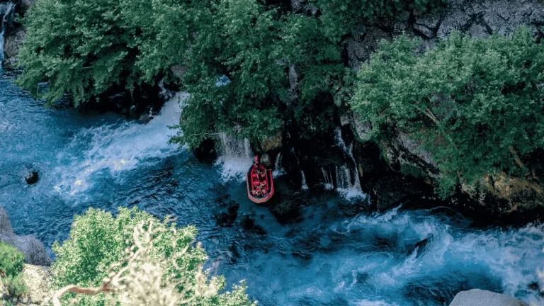 MANAVGAT’TA İHALESİ YAPILAMAYAN SU SPORLARI NOKTALARI KAPATILDI