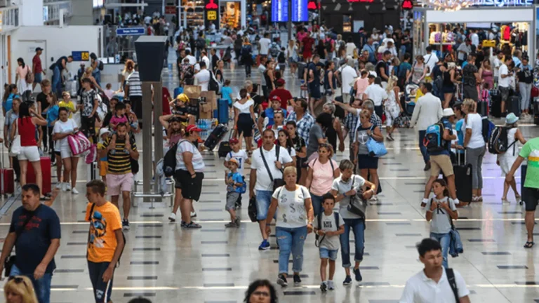 TURİZMDE 2034 SENARYOSU; 30 MİLYAR SEYAHAT