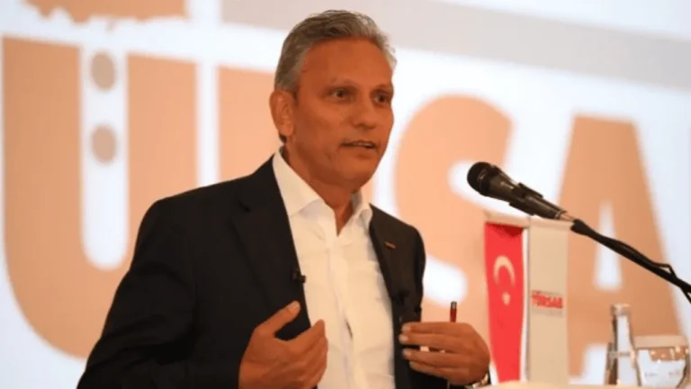 FİRUZ BAĞLIKAYA YENİDEN TÜRSAB BAŞKANLIĞI’NA SEÇİLDİ