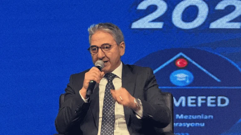 HAKAN SAATÇİOĞLU’NDAN ATATÜRK ANEKDOTU: “TURİZMDE CESUR GENEL MÜDÜRLERE İHTİYAÇ VAR”