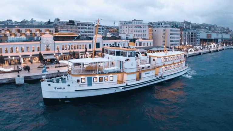 İŞ BANKASININ YÜZEN ŞUBESİ HİZMETE BAŞLADI