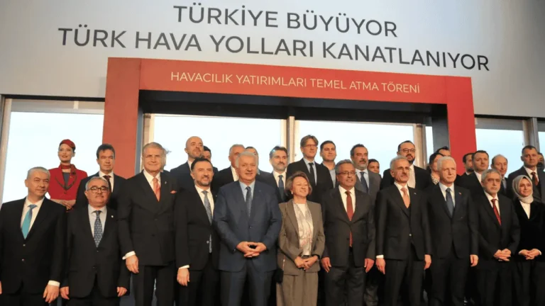 THY’NİN 100 MİLYAR LİRALIK YENİ YATIRIMININ TEMELİ ATILDI