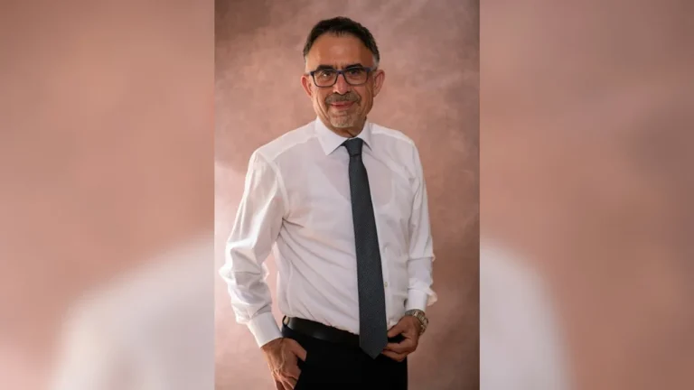 ÖVÜNÇ İŞLER | TURİZM ELÇİLERİ: FİNANSÇI GÖZÜNDEN SEKTÖRE BAKIŞ VE KÜLTÜRLER ARASI YOLCULUK