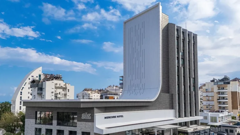 KONYAALTI’NIN YENİ GASTRONOMİ VE YAŞAM KOMPLEKSİ: MERCURE ANTALYA KONYAALTI