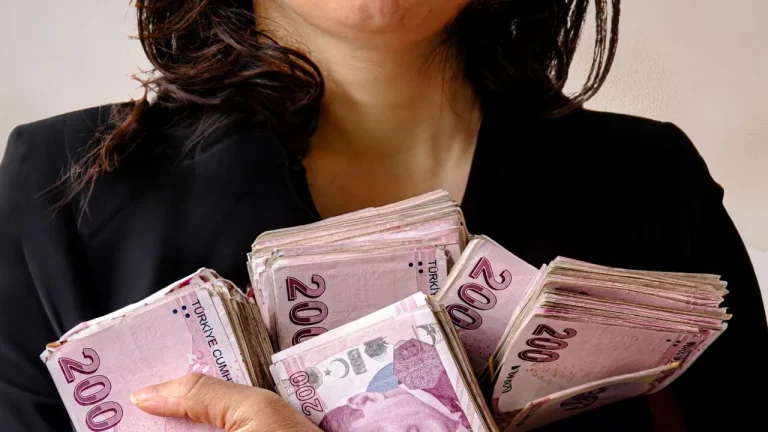 İŞSİZLİK SİGORTASI FONU’NDA DEVLET PAYI YARIYA İNDİRİLDİ