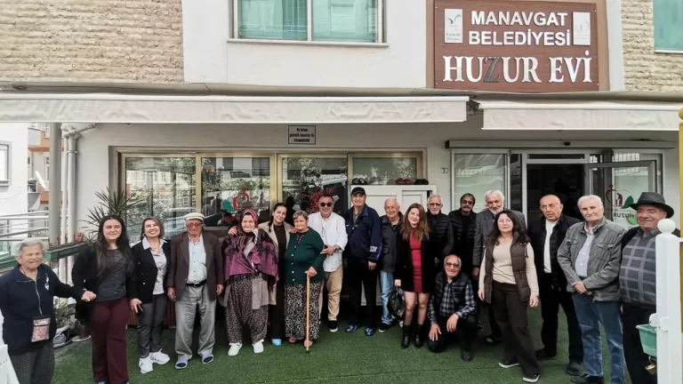 MARY HOTELS SİDE’DEN HUZUREVİNE ANLAMLI ZİYARET