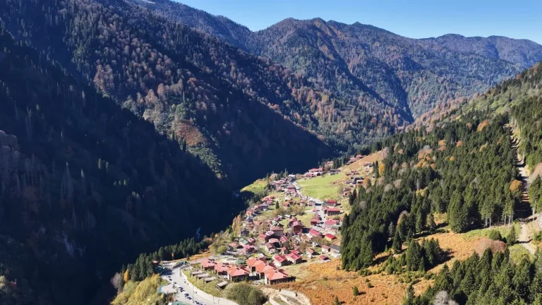 9 GÜNLÜK TATİL KARADENİZ TURİZMİNE REZERVASYON GETİRDİ