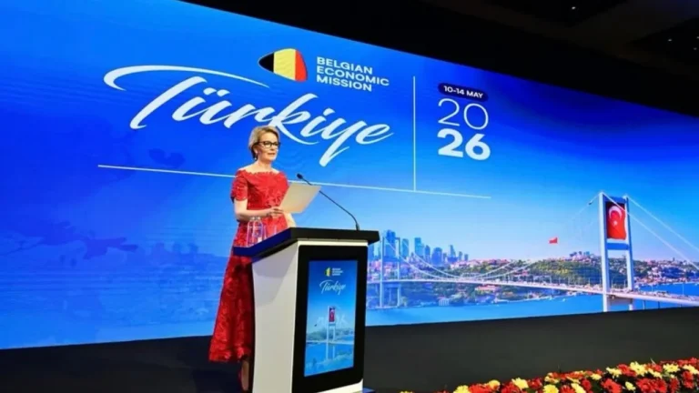 BELÇİKA KRALİÇESİ MATHİLDE “EKONOMİK MİSYON” İÇİN İSTANBUL’DA
