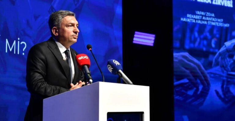 Açılış konuşması yapan Vali Hulusi Şahin