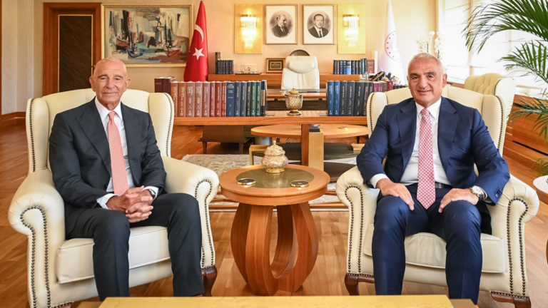 BAKAN ERSOY, ABD BÜYÜKELÇİSİ BARRACK’I AĞIRLADI