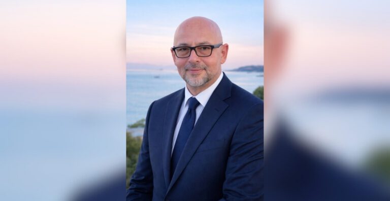 TURİZM PROFESYONELİ NAMIK KEMAL YALÇINSU | MAAŞLI PATRON: OTELİN BAŞINDA PATRON MU, PROFESYONEL Mİ OLMALI?