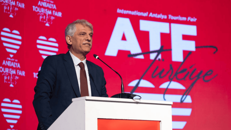 NADİR ALPASLAN: “TÜRK TURİZMİNİ ÇOK DAHA ÜST SEVİYELERE ÇIKARMAKTA KARARLIYIZ”